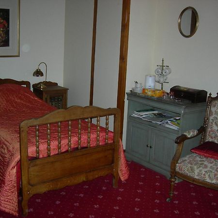 La Ferme Rose Bed & Breakfast Сержи Екстериор снимка