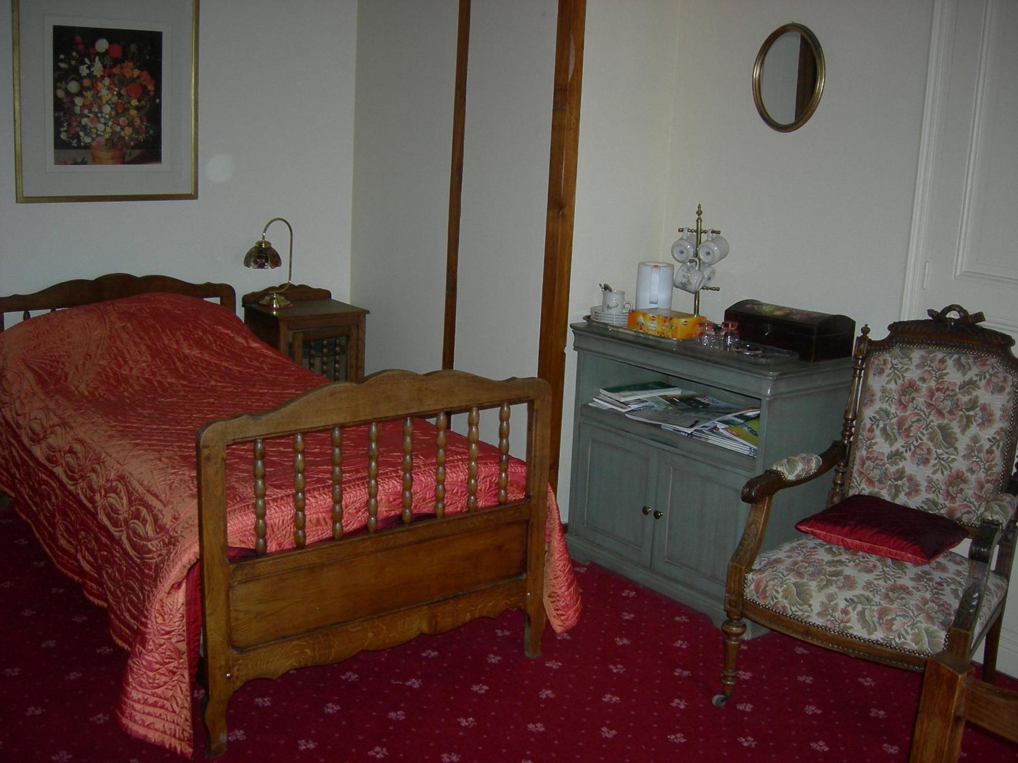 La Ferme Rose Bed & Breakfast Сержи Екстериор снимка