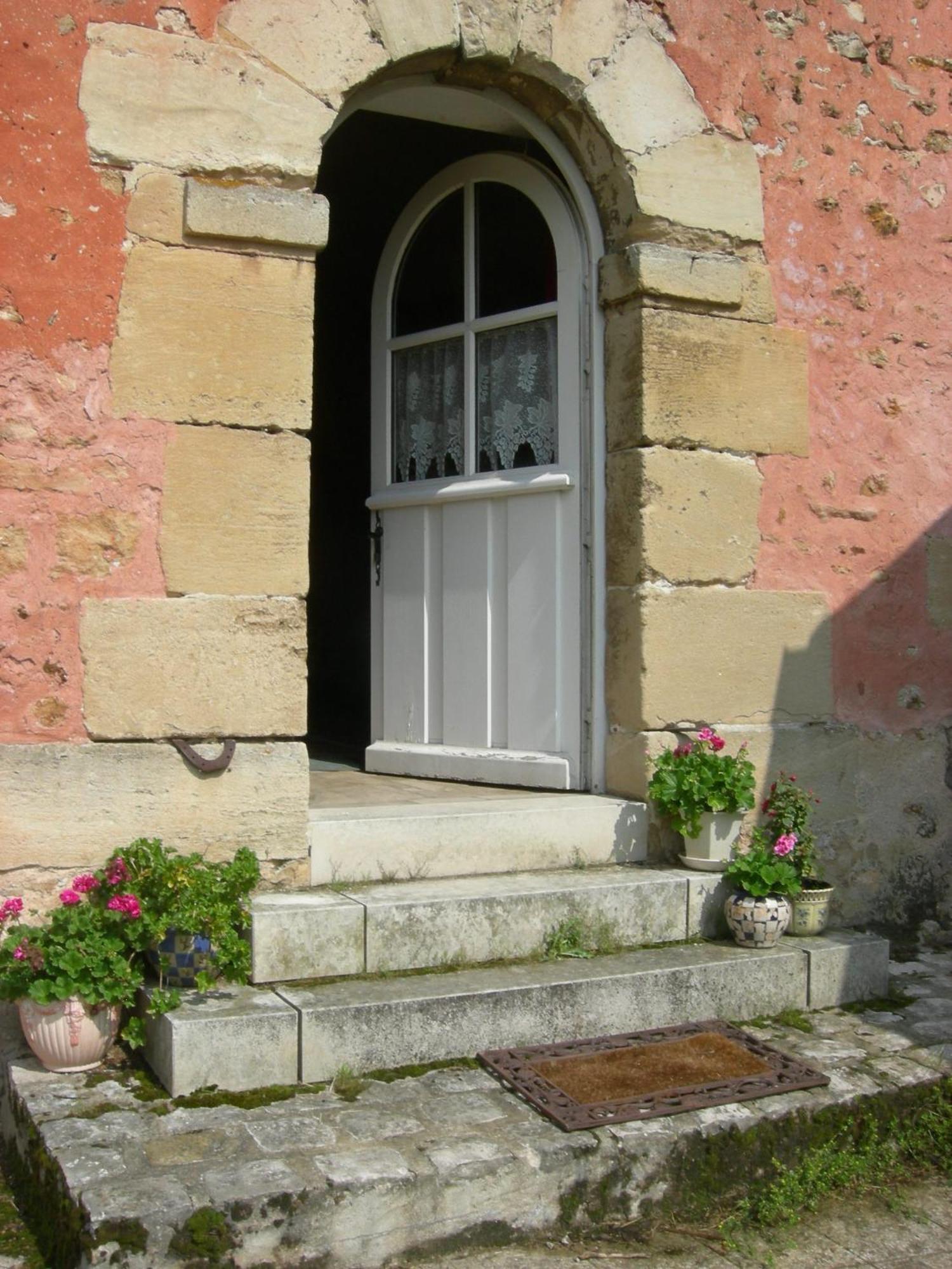 La Ferme Rose Bed & Breakfast Сержи Екстериор снимка